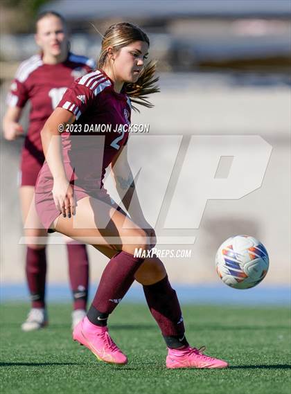 Thumbnail 3 in Truckee vs Pahrump Valley (NIAA 3A State Championship) photogallery.