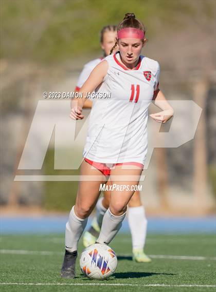 Thumbnail 1 in Truckee vs Pahrump Valley (NIAA 3A State Championship) photogallery.