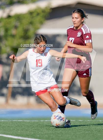 Thumbnail 3 in Truckee vs Pahrump Valley (NIAA 3A State Championship) photogallery.