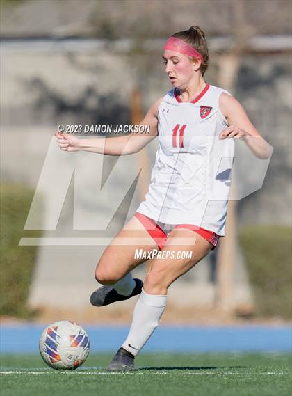 Thumbnail 1 in Truckee vs Pahrump Valley (NIAA 3A State Championship) photogallery.