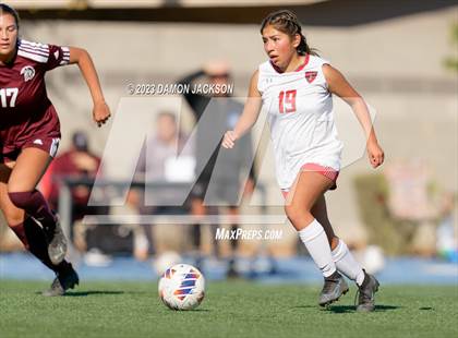 Thumbnail 2 in Truckee vs Pahrump Valley (NIAA 3A State Championship) photogallery.