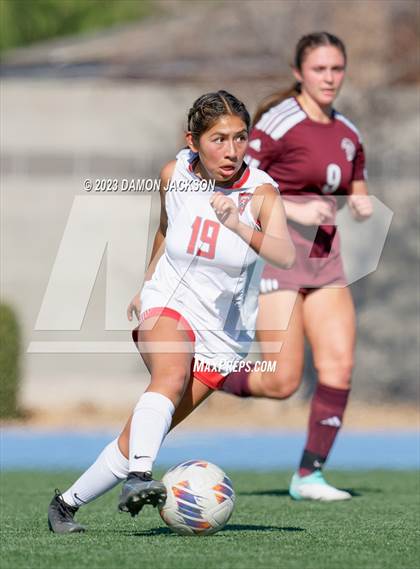 Thumbnail 1 in Truckee vs Pahrump Valley (NIAA 3A State Championship) photogallery.