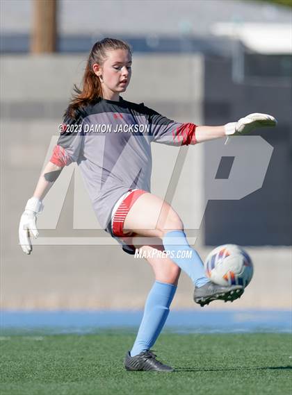 Thumbnail 3 in Truckee vs Pahrump Valley (NIAA 3A State Championship) photogallery.