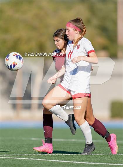 Thumbnail 2 in Truckee vs Pahrump Valley (NIAA 3A State Championship) photogallery.