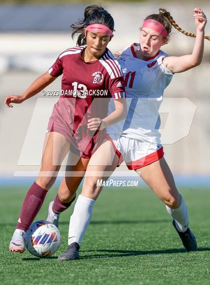 Thumbnail 3 in Truckee vs Pahrump Valley (NIAA 3A State Championship) photogallery.