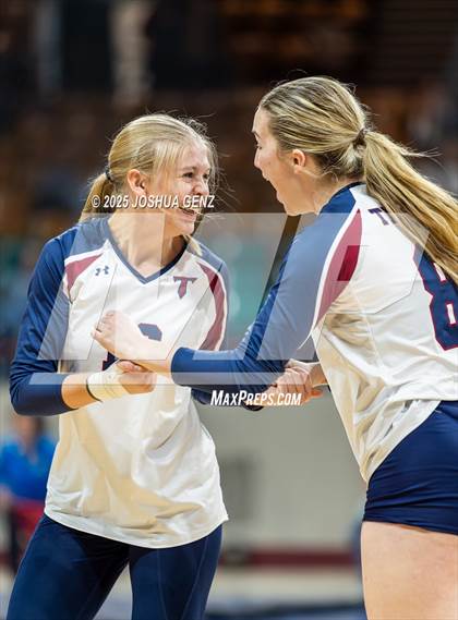 Thumbnail 3 in Alamosa vs. The Classical Academy (CHSAA 3A Semi-Finals) photogallery.