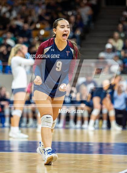 Thumbnail 2 in Alamosa vs. The Classical Academy (CHSAA 3A Semi-Finals) photogallery.