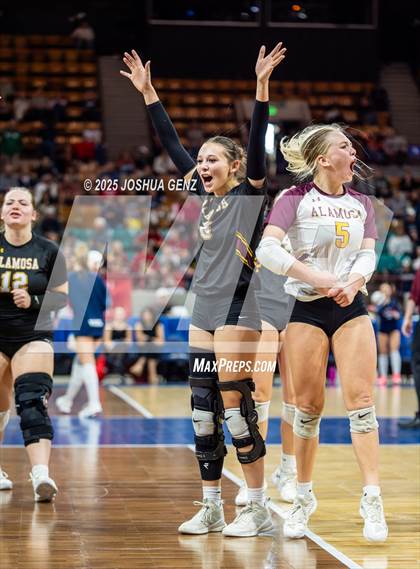 Thumbnail 1 in Alamosa vs. The Classical Academy (CHSAA 3A Semi-Finals) photogallery.
