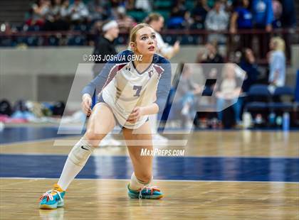 Thumbnail 2 in Alamosa vs. The Classical Academy (CHSAA 3A Semi-Finals) photogallery.