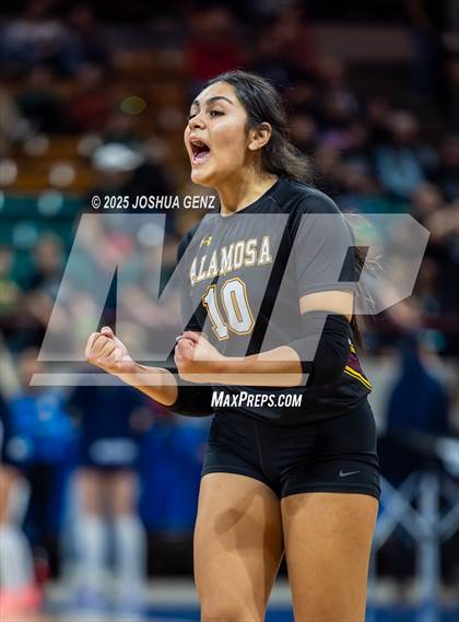 Thumbnail 2 in Alamosa vs. The Classical Academy (CHSAA 3A Semi-Finals) photogallery.