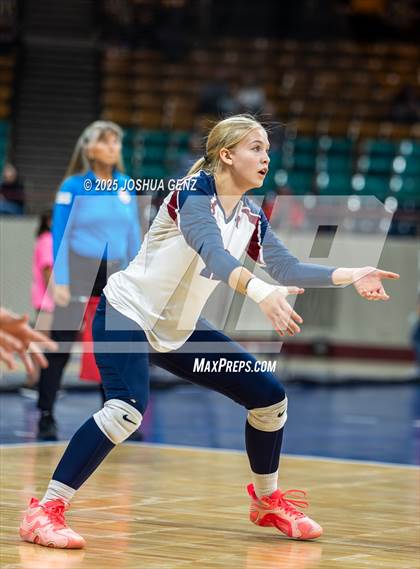 Thumbnail 2 in Alamosa vs. The Classical Academy (CHSAA 3A Semi-Finals) photogallery.