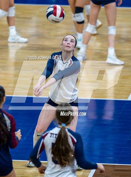 Thumbnail 3 in Alamosa vs. The Classical Academy (CHSAA 3A Semi-Finals) photogallery.