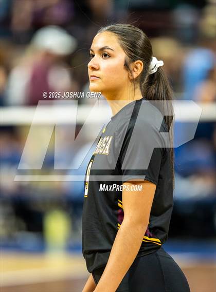 Thumbnail 2 in Alamosa vs. The Classical Academy (CHSAA 3A Semi-Finals) photogallery.