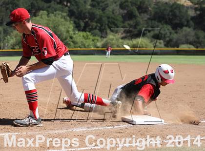 Thumbnail 3 in Village Christian vs. Oak Hills (CIF SS D5 Semi-Final) photogallery.