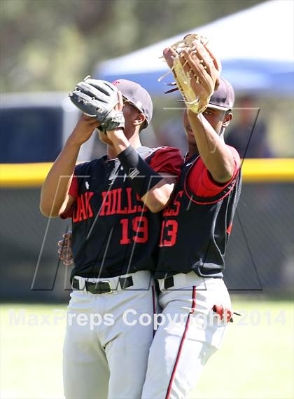 Thumbnail 1 in Village Christian vs. Oak Hills (CIF SS D5 Semi-Final) photogallery.