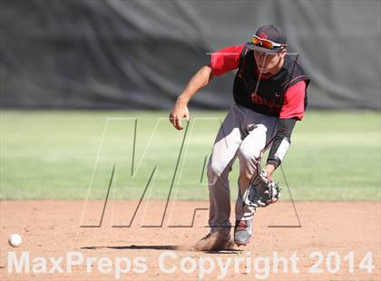 Thumbnail 3 in Village Christian vs. Oak Hills (CIF SS D5 Semi-Final) photogallery.