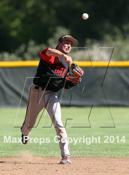 Thumbnail 2 in Village Christian vs. Oak Hills (CIF SS D5 Semi-Final) photogallery.