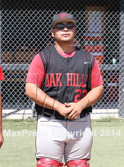 Thumbnail 3 in Village Christian vs. Oak Hills (CIF SS D5 Semi-Final) photogallery.