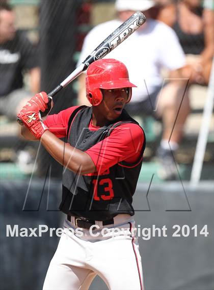 Thumbnail 1 in Village Christian vs. Oak Hills (CIF SS D5 Semi-Final) photogallery.