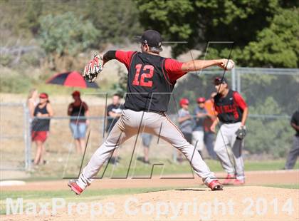 Thumbnail 3 in Village Christian vs. Oak Hills (CIF SS D5 Semi-Final) photogallery.