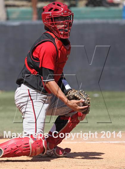 Thumbnail 3 in Village Christian vs. Oak Hills (CIF SS D5 Semi-Final) photogallery.
