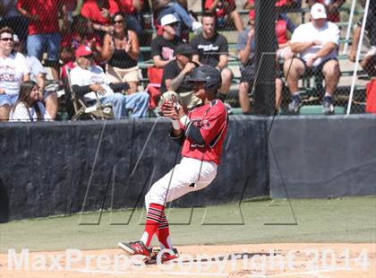 Thumbnail 2 in Village Christian vs. Oak Hills (CIF SS D5 Semi-Final) photogallery.