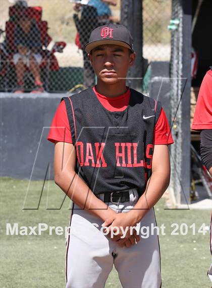 Thumbnail 1 in Village Christian vs. Oak Hills (CIF SS D5 Semi-Final) photogallery.