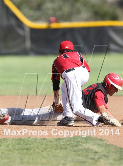 Thumbnail 1 in Village Christian vs. Oak Hills (CIF SS D5 Semi-Final) photogallery.