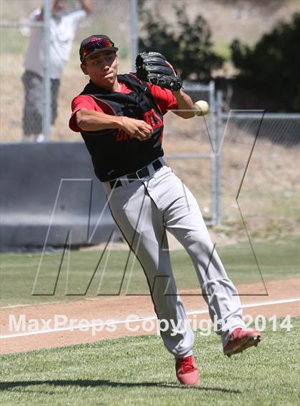 Thumbnail 1 in Village Christian vs. Oak Hills (CIF SS D5 Semi-Final) photogallery.