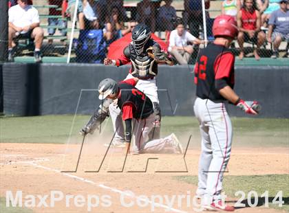 Thumbnail 3 in Village Christian vs. Oak Hills (CIF SS D5 Semi-Final) photogallery.