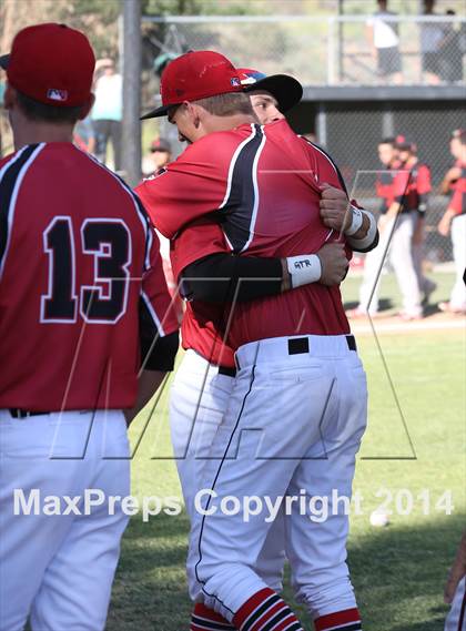 Thumbnail 2 in Village Christian vs. Oak Hills (CIF SS D5 Semi-Final) photogallery.