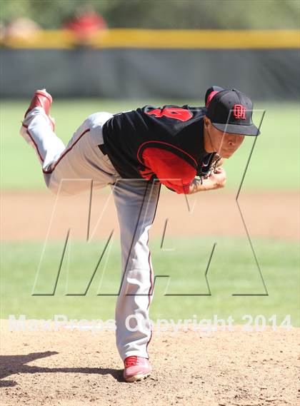 Thumbnail 1 in Village Christian vs. Oak Hills (CIF SS D5 Semi-Final) photogallery.