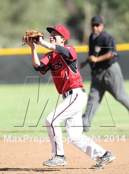 Thumbnail 2 in Village Christian vs. Oak Hills (CIF SS D5 Semi-Final) photogallery.