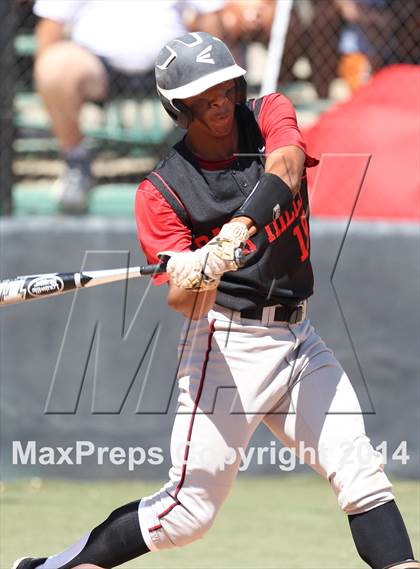 Thumbnail 3 in Village Christian vs. Oak Hills (CIF SS D5 Semi-Final) photogallery.