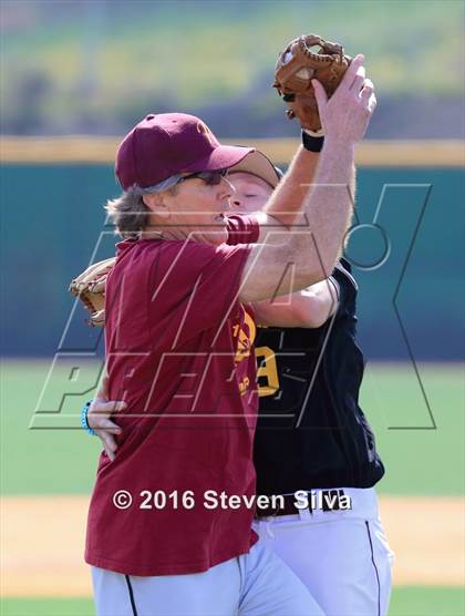Thumbnail 1 in 2016 Point Loma Alumni-Varsity Game photogallery.