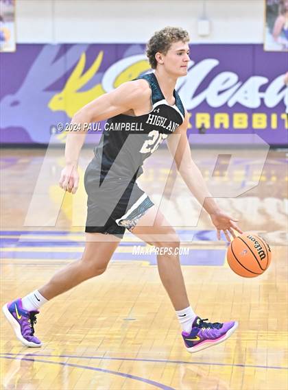 Thumbnail 3 in Highland vs Chandler (Fear the Hop Thanksgiving Tournament) photogallery.