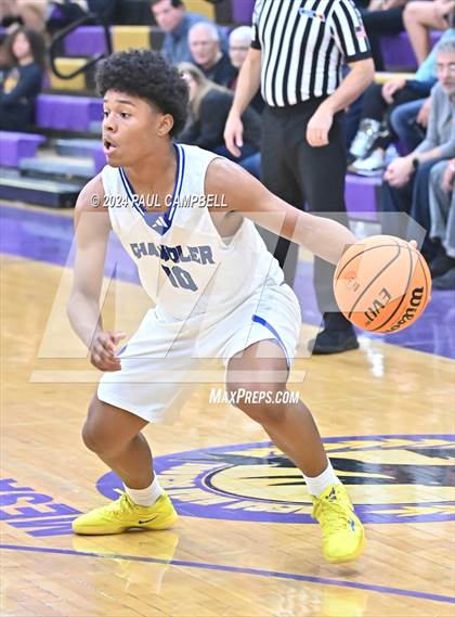 Thumbnail 2 in Highland vs Chandler (Fear the Hop Thanksgiving Tournament) photogallery.