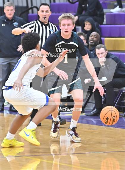 Thumbnail 3 in Highland vs Chandler (Fear the Hop Thanksgiving Tournament) photogallery.