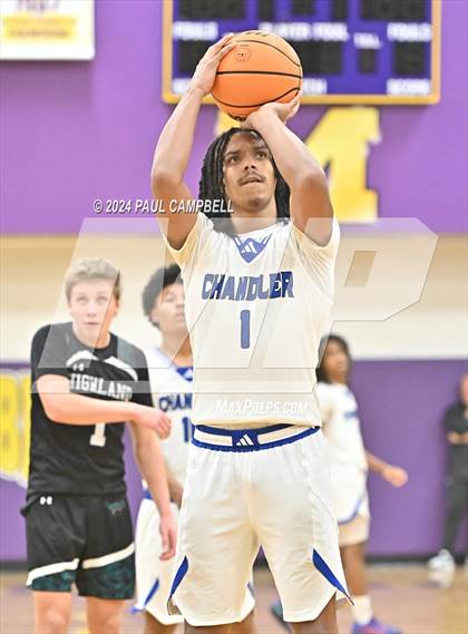 Thumbnail 2 in Highland vs Chandler (Fear the Hop Thanksgiving Tournament) photogallery.