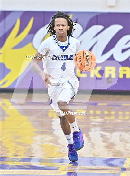 Thumbnail 2 in Highland vs Chandler (Fear the Hop Thanksgiving Tournament) photogallery.