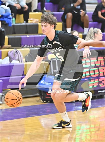 Thumbnail 3 in Highland vs Chandler (Fear the Hop Thanksgiving Tournament) photogallery.