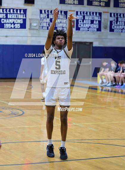 Thumbnail 1 in Wilton @ West Hempstead (New York Holiday Invitational) photogallery.