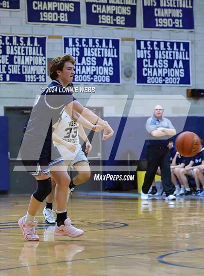 Thumbnail 1 in Wilton @ West Hempstead (New York Holiday Invitational) photogallery.