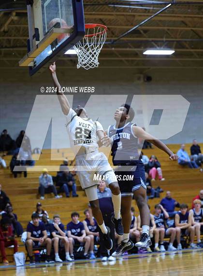 Thumbnail 2 in Wilton @ West Hempstead (New York Holiday Invitational) photogallery.