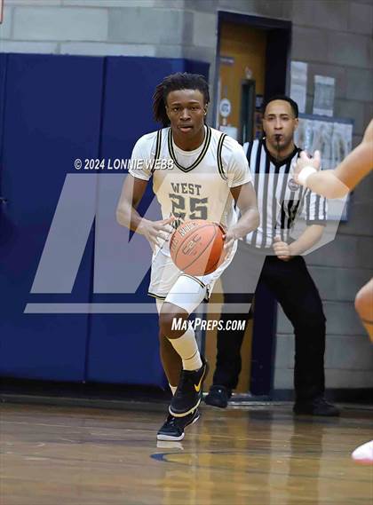 Thumbnail 2 in Wilton @ West Hempstead (New York Holiday Invitational) photogallery.