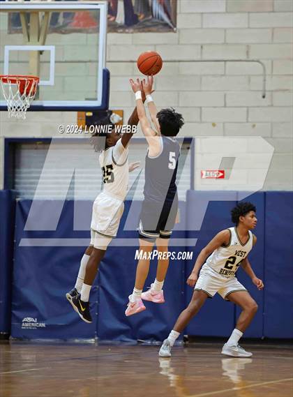 Thumbnail 3 in Wilton @ West Hempstead (New York Holiday Invitational) photogallery.