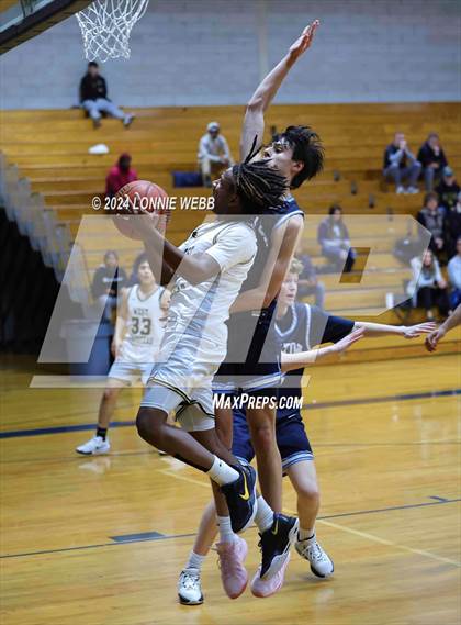 Thumbnail 2 in Wilton @ West Hempstead (New York Holiday Invitational) photogallery.