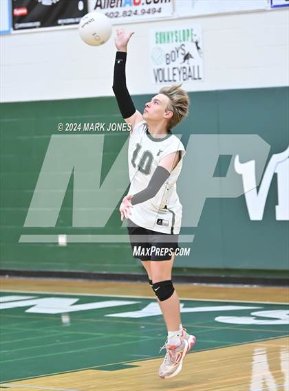 Thumbnail 2 in Sunnyslope vs. Alhambra (Parents Night) photogallery.