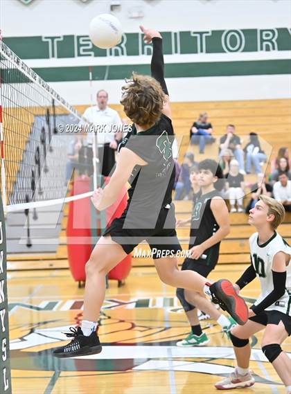 Thumbnail 3 in Sunnyslope vs. Alhambra (Parents Night) photogallery.