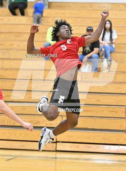 Thumbnail 2 in Sunnyslope vs. Alhambra (Parents Night) photogallery.